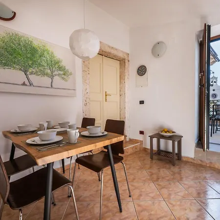 Casa Antico Premantura