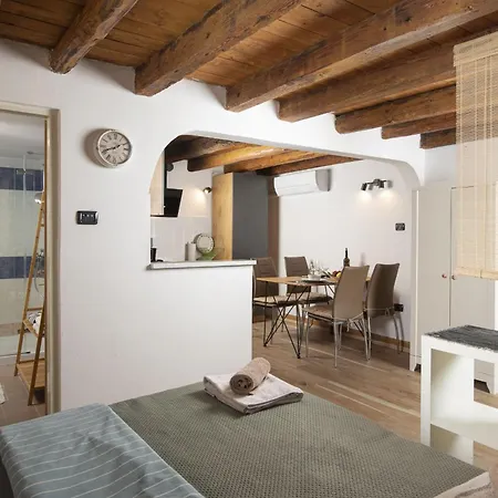 Casa Antico * Premantura